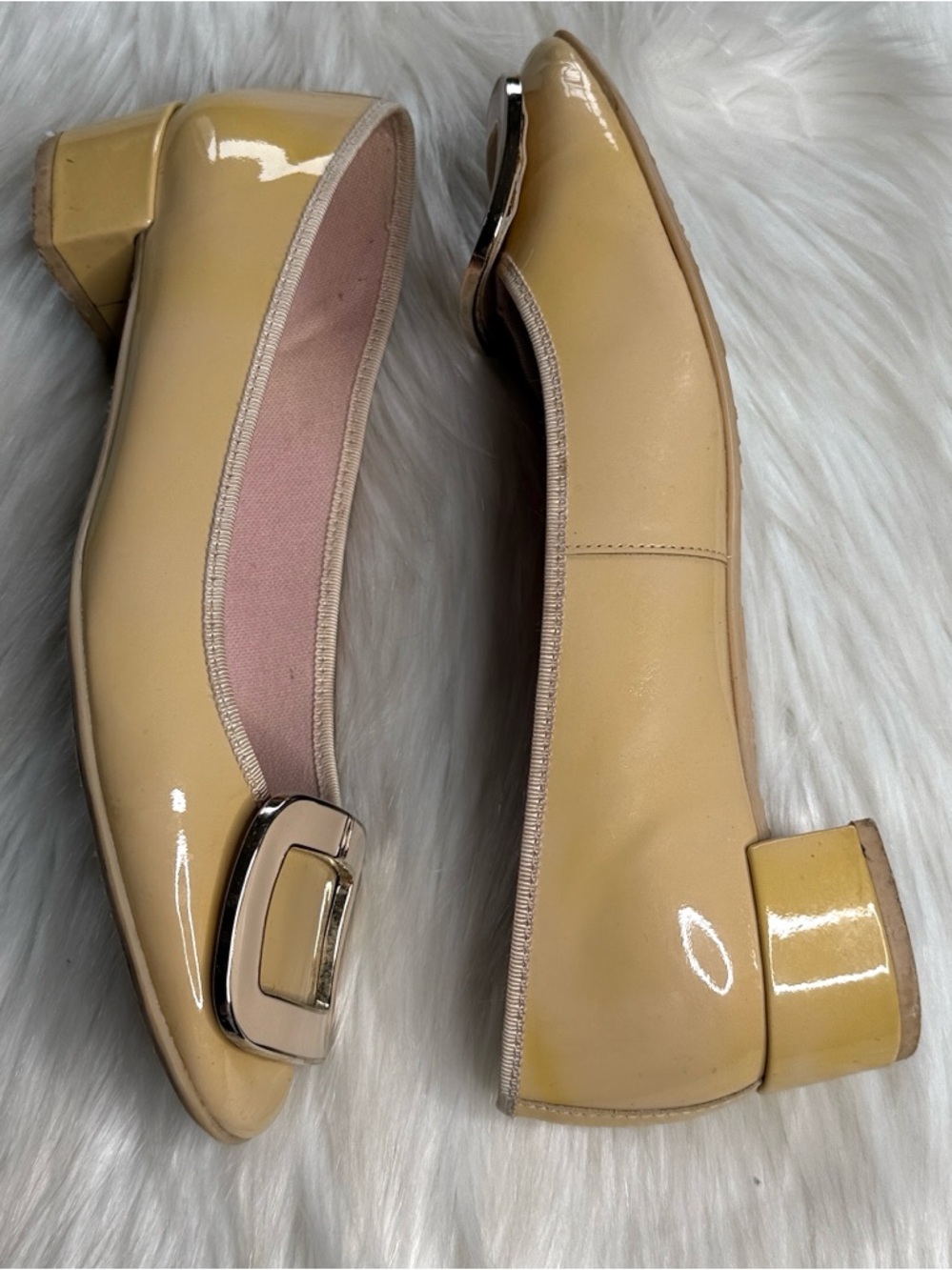 Pretty Ballerinas Pale Yellow Patent Leather Buckle Toe Ballet Flats - Picture 4 of 9